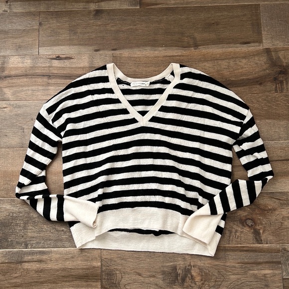 Cropped striped wool sweater - Picture 1 of 5